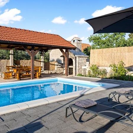Siritovci Olive Tree House With Jacuzzi, Wifi And 40M2 Poolヴィラ エクステリア 写真